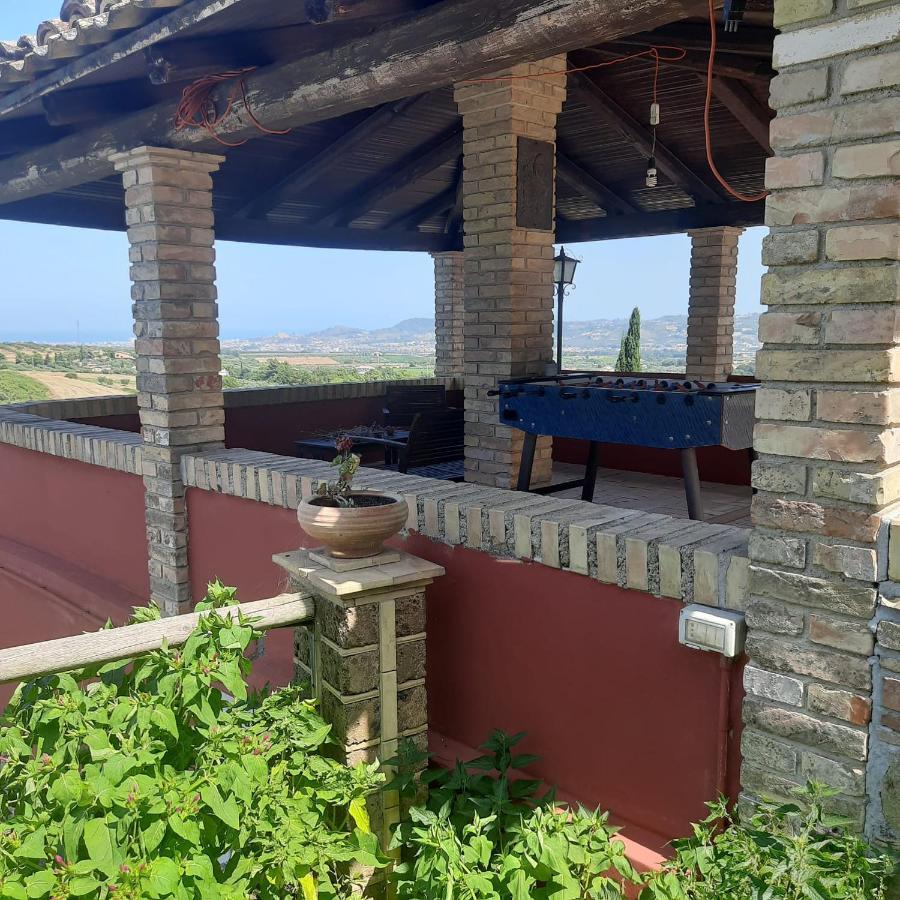 Villa Casalustro Città Sant'Angelo Exterior foto